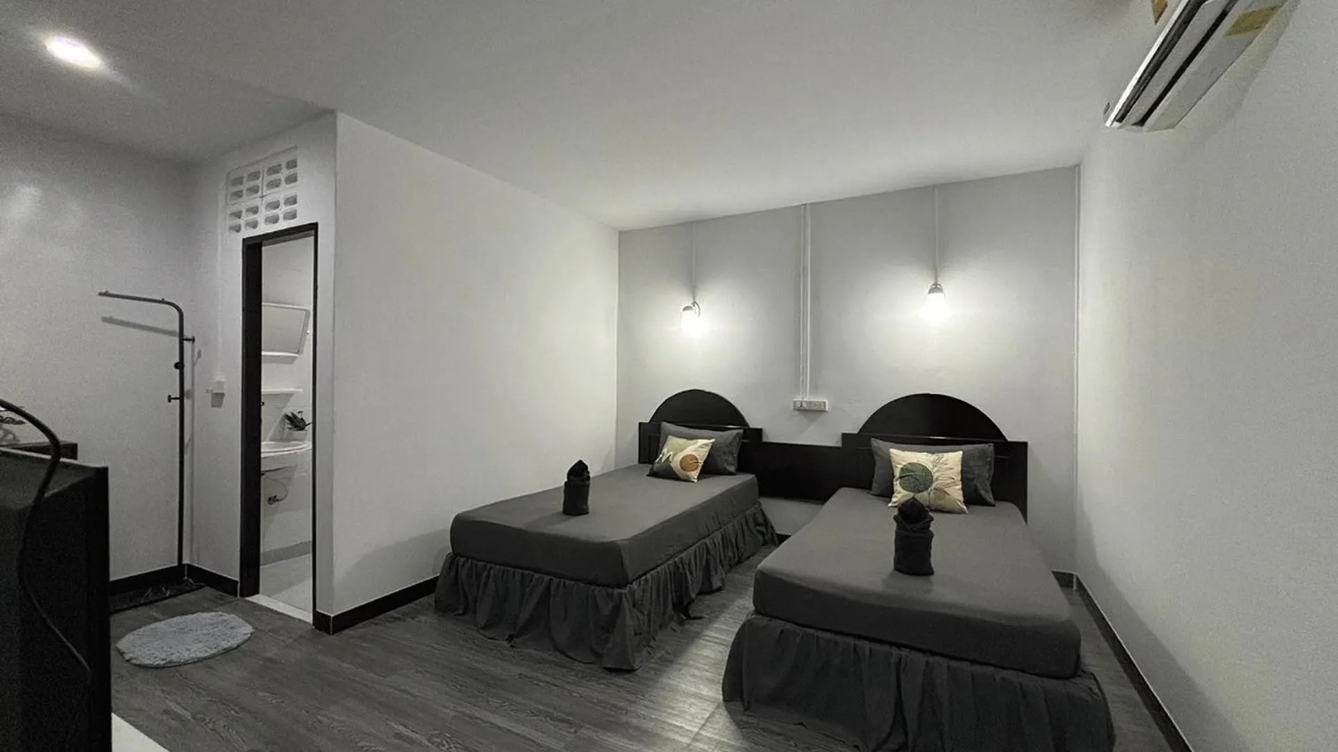 Hotel White House Islas Phi Phi 0*,